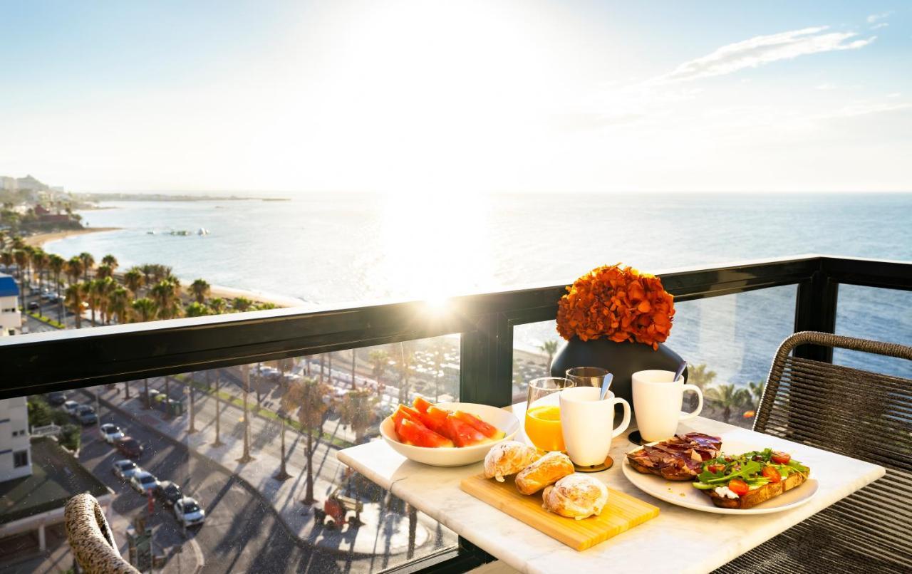 Aloha Apartamentos - Primera Linea De Playa - Vista Al Mar Benalmádena Buitenkant foto